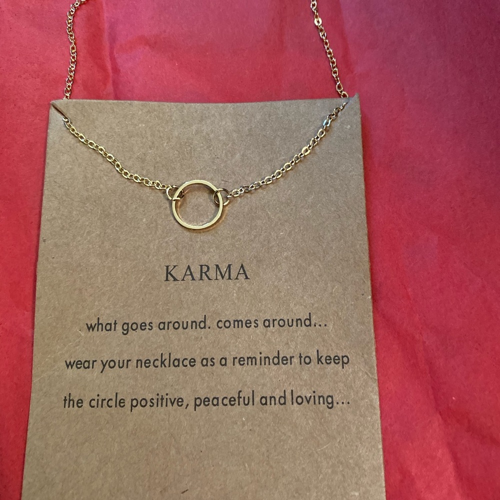 💚3 items 15💚Dainty karma necklace💕💚
